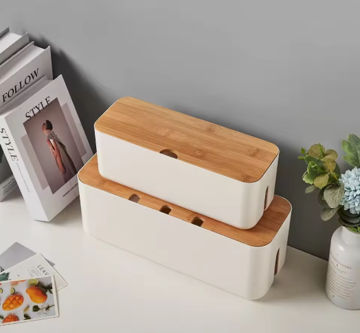 Organizador de Cabos e Tomadas